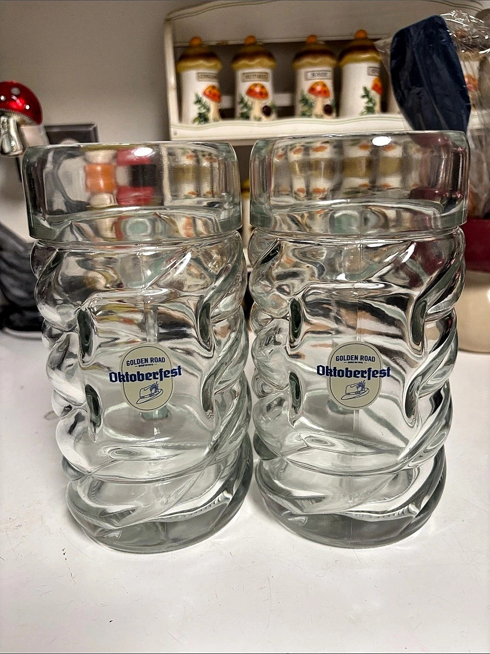 2 Golden Road Oktoberfest Glass Beer Mugs